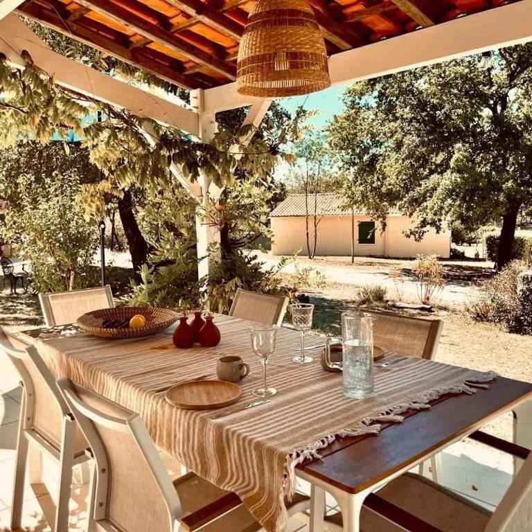 Etang Vallier Resort Brossac Экстерьер фото