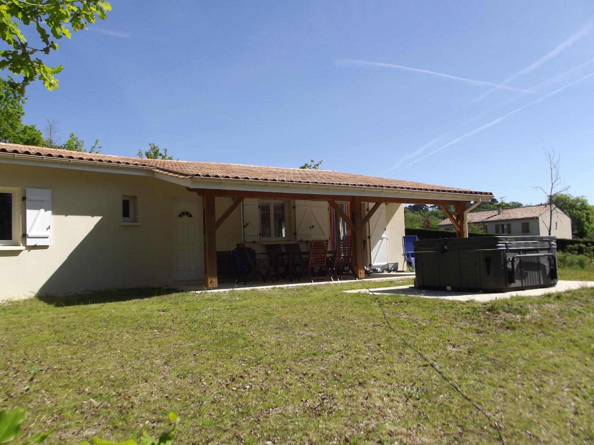 Etang Vallier Resort Brossac Экстерьер фото